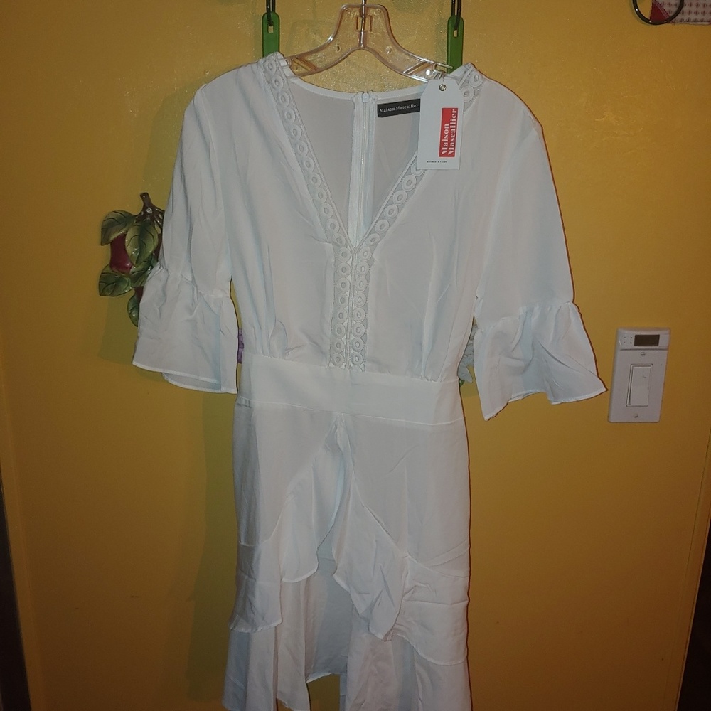 New Ruffled Dress - Picture 3 of 4